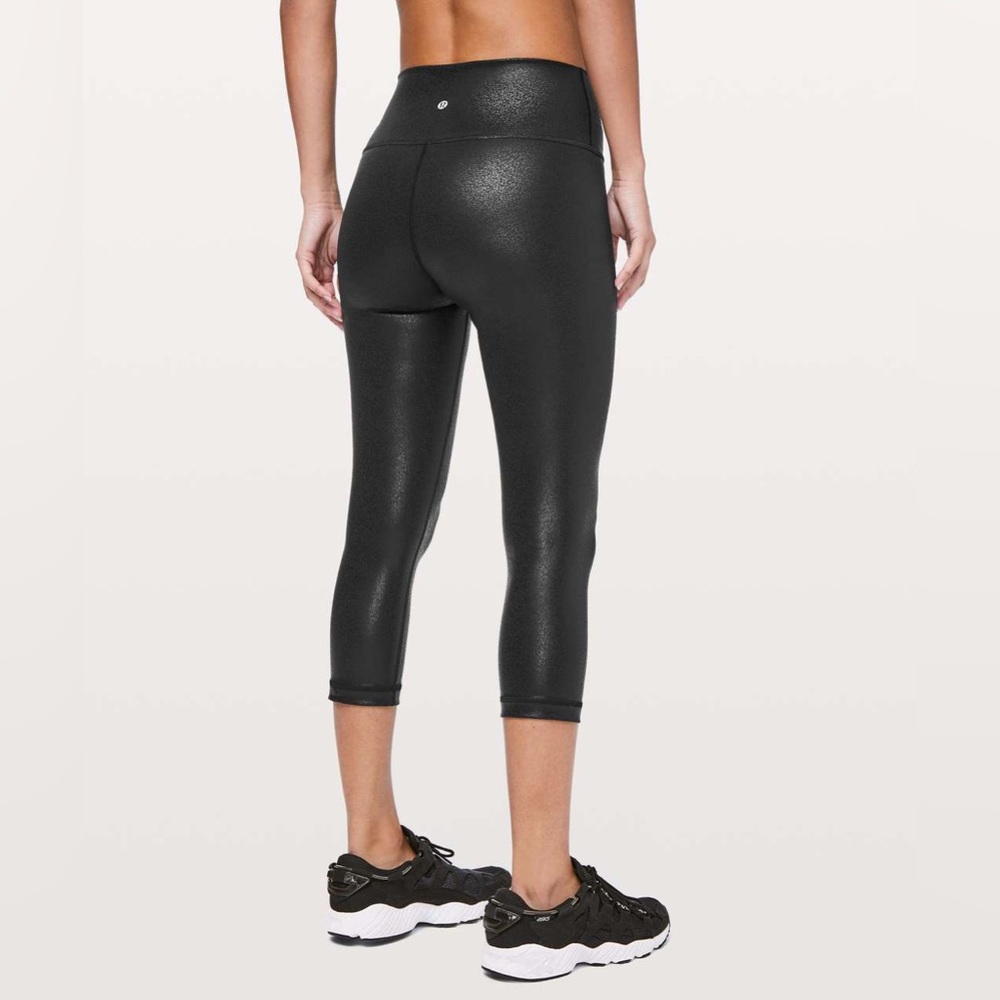 NWOT Lululemon Wunder Under Crop High-Rise *Foil 21"